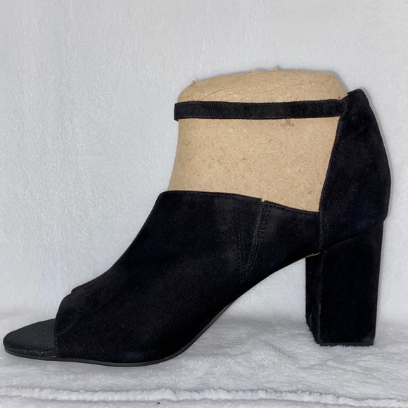 Black Suede Ankle Strap Block Heel Pumps - Picture 7 of 10